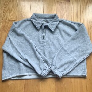 Grey cropped sweatshirt, Aerie, warm and comfy!!